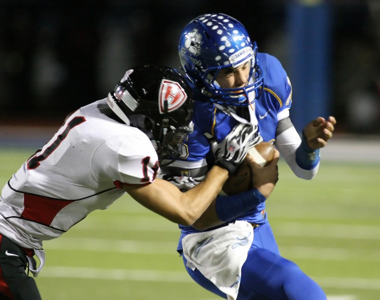 Cove Battles Heights in 8-5A Showdown